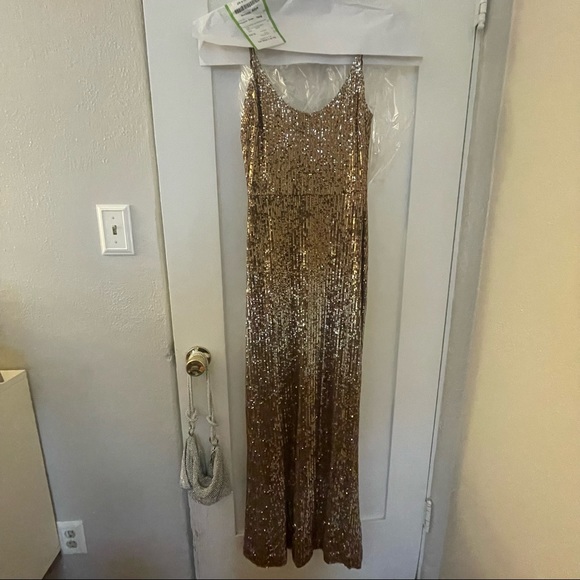 Halston Noah Ombré Gown - Picture 5 of 6